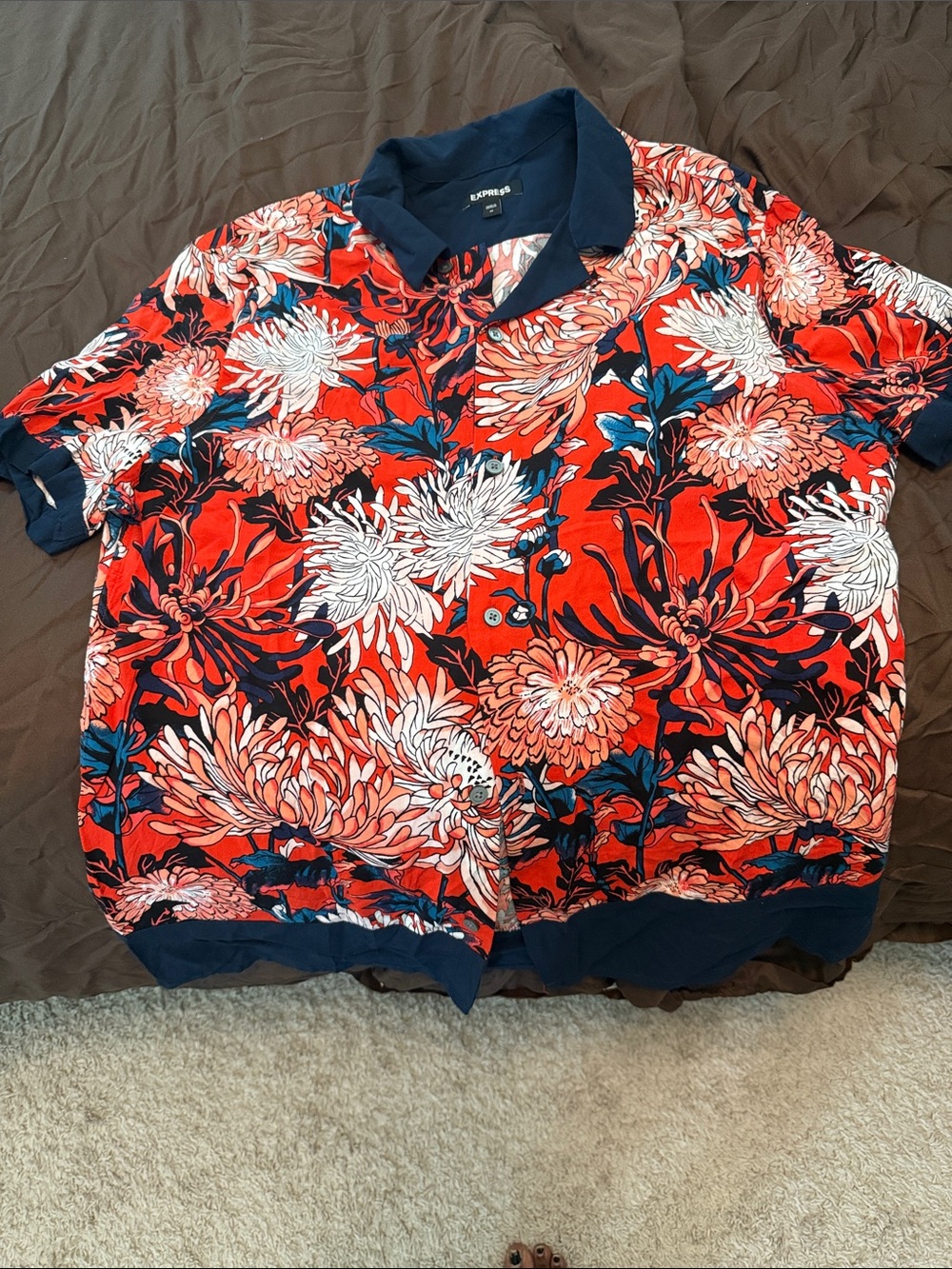 Express Men’s Red Floral Button-Down Shirt with Navy Trim - Medium